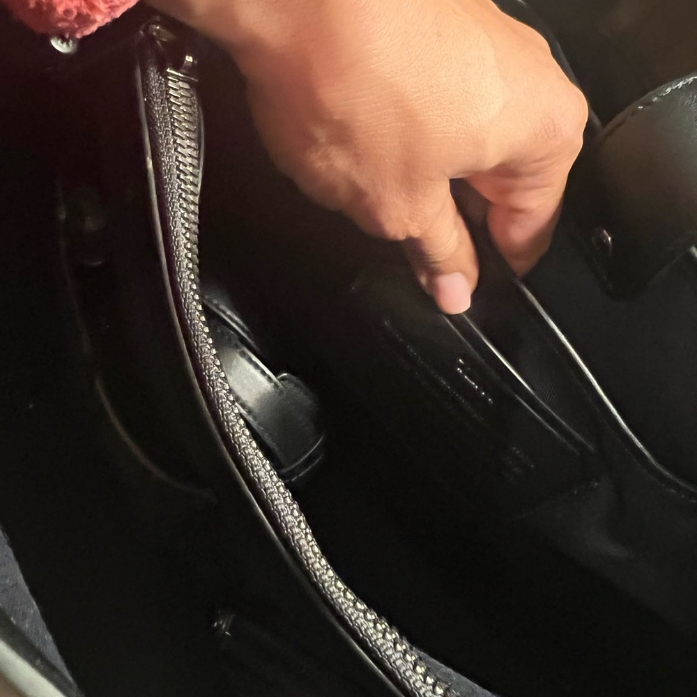 Tumi black leather Vivian tote - Picture 9 of 12